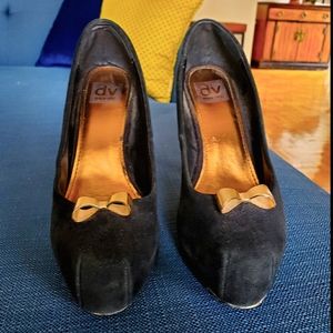 Women's 8.5 Pump Shoes